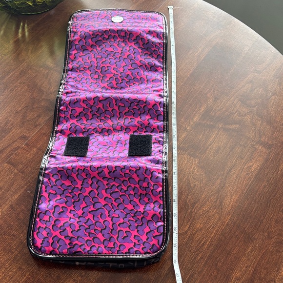 Soho Fuchsia and Violet Travel Pouch Like New - Picture 9 of 11